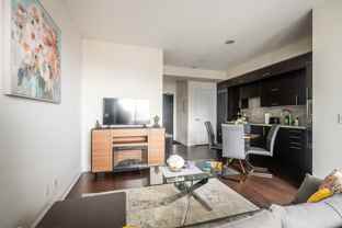 16 Poyntz Ave - Photo 1 of 1