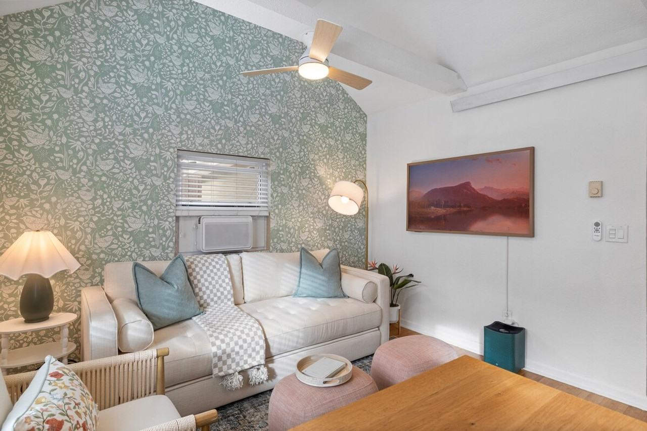 602 Saint Cloud St #1515892P - Photo 3 of 31