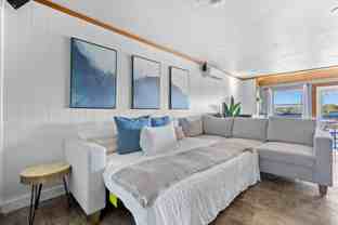 715 Vistula Rd - Photo 1 of 1