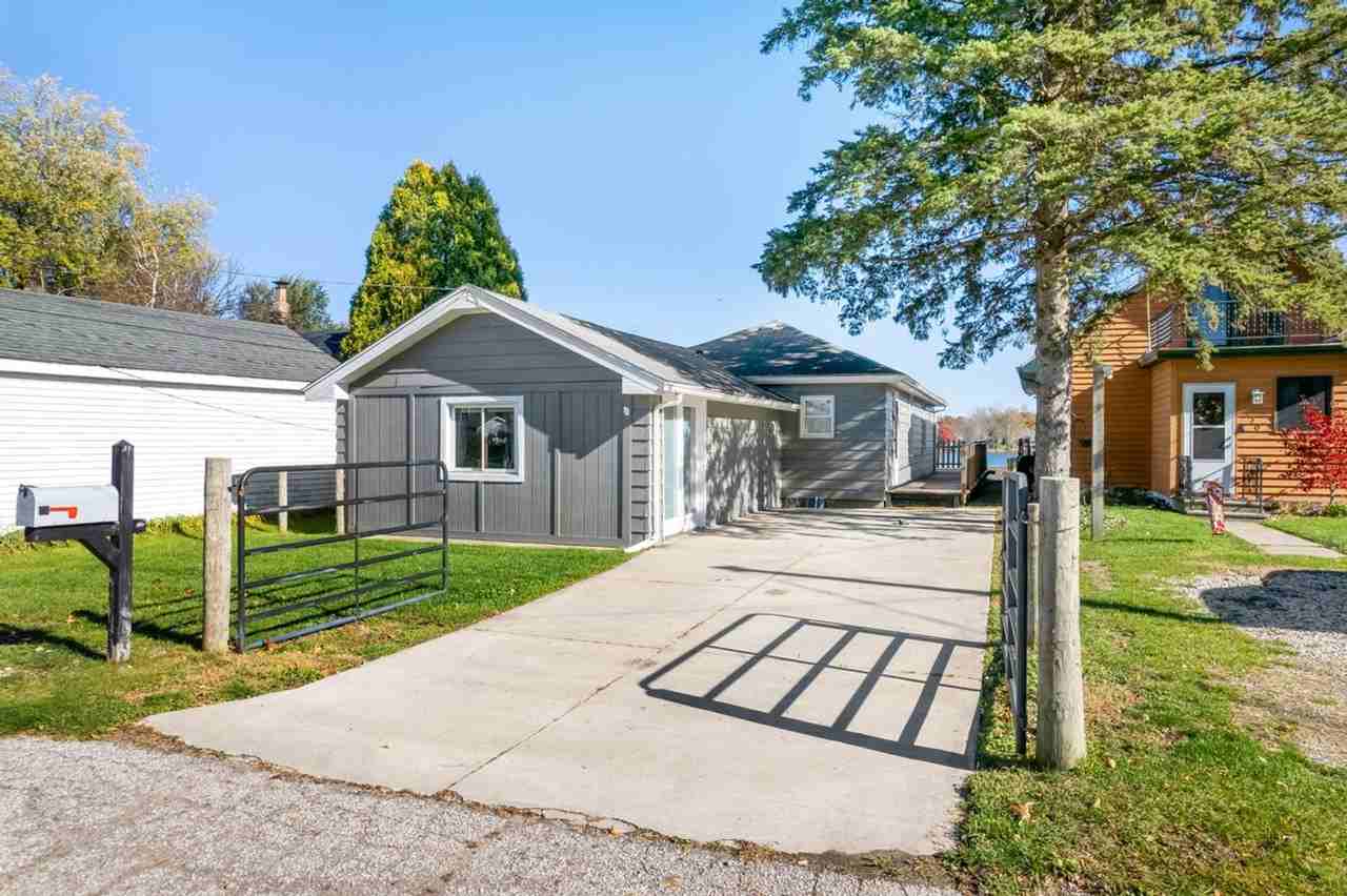 715 Vistula Rd #1519994P - Photo 3 of 12