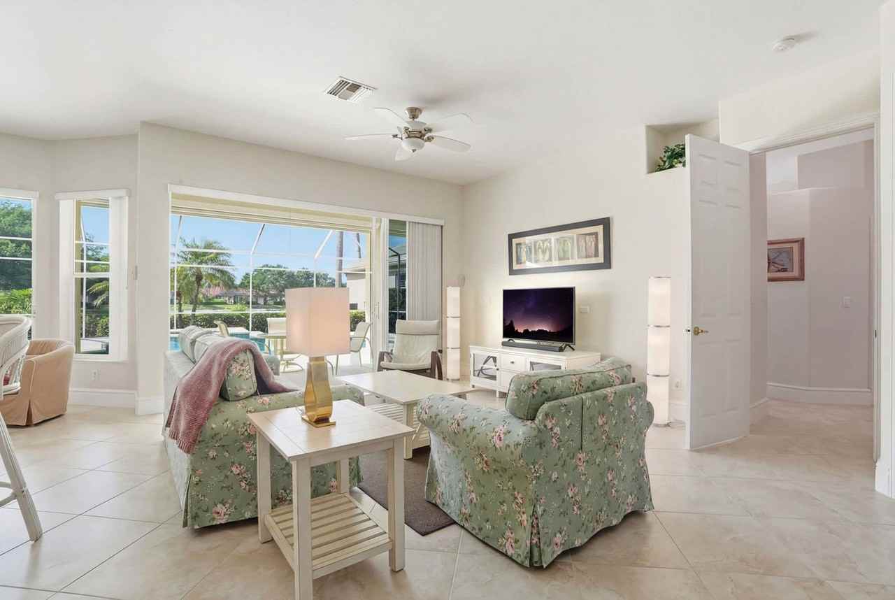 1154 Augusta Falls Way #1520030P - Photo 3 of 42