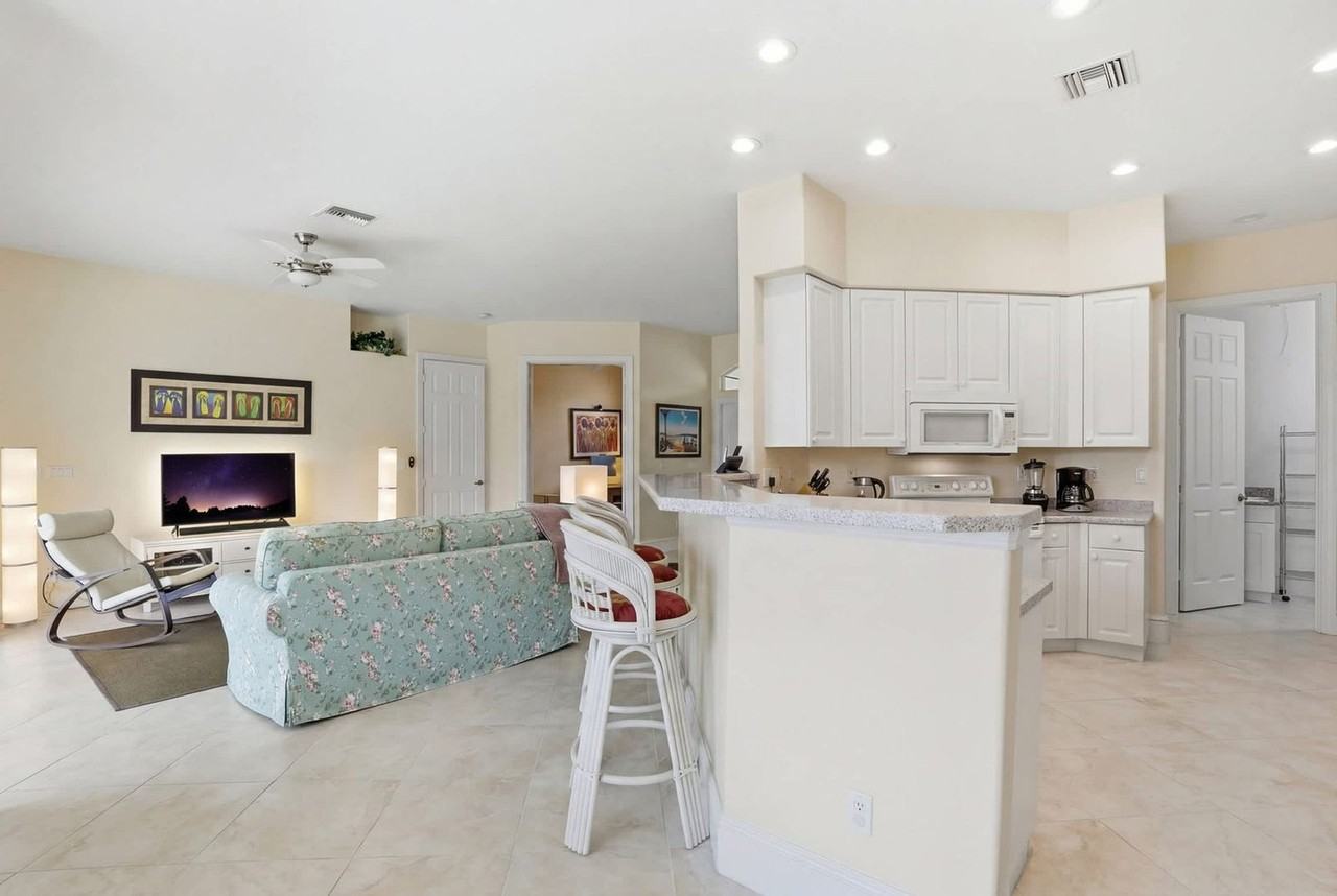 1154 Augusta Falls Way #1520030P - Photo 7 of 42