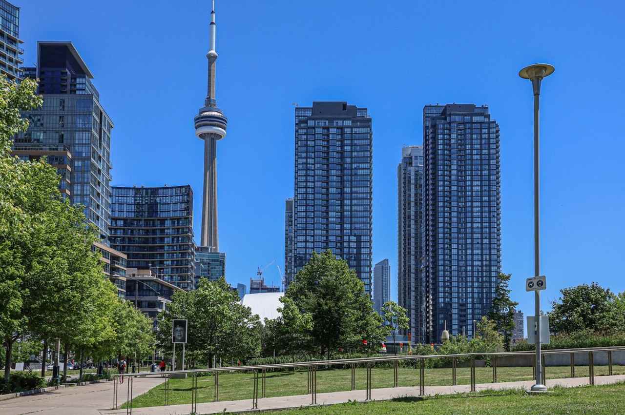 168 Dan Leckie Way #1520591P - Photo 6 of 20