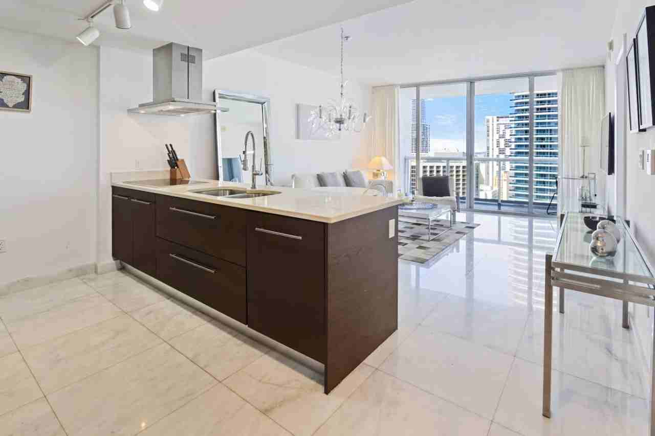 501 Brickell Ave #1520350P - Photo 5 of 21