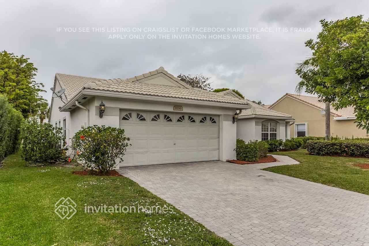 9296 Lake Serena Dr - Photo 2 of 16