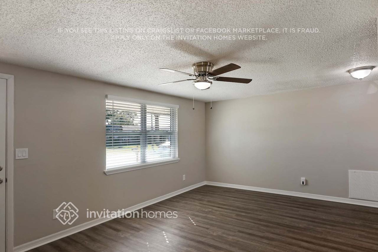 3423 Garfield Dr - Photo 3 of 25