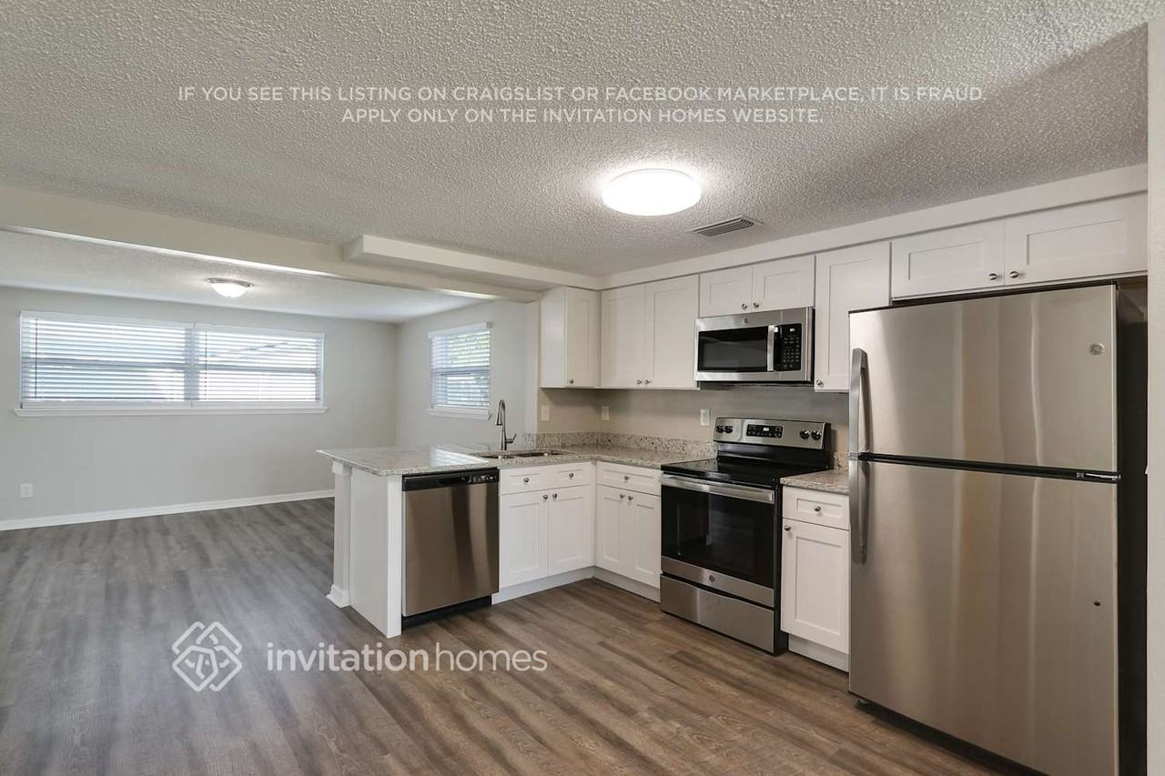 3423 Garfield Dr - Photo 6 of 25