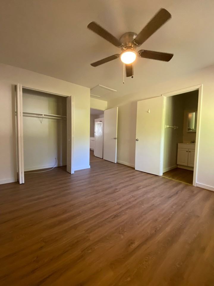 291 Lowell Ave #2 - Photo 4 of 6