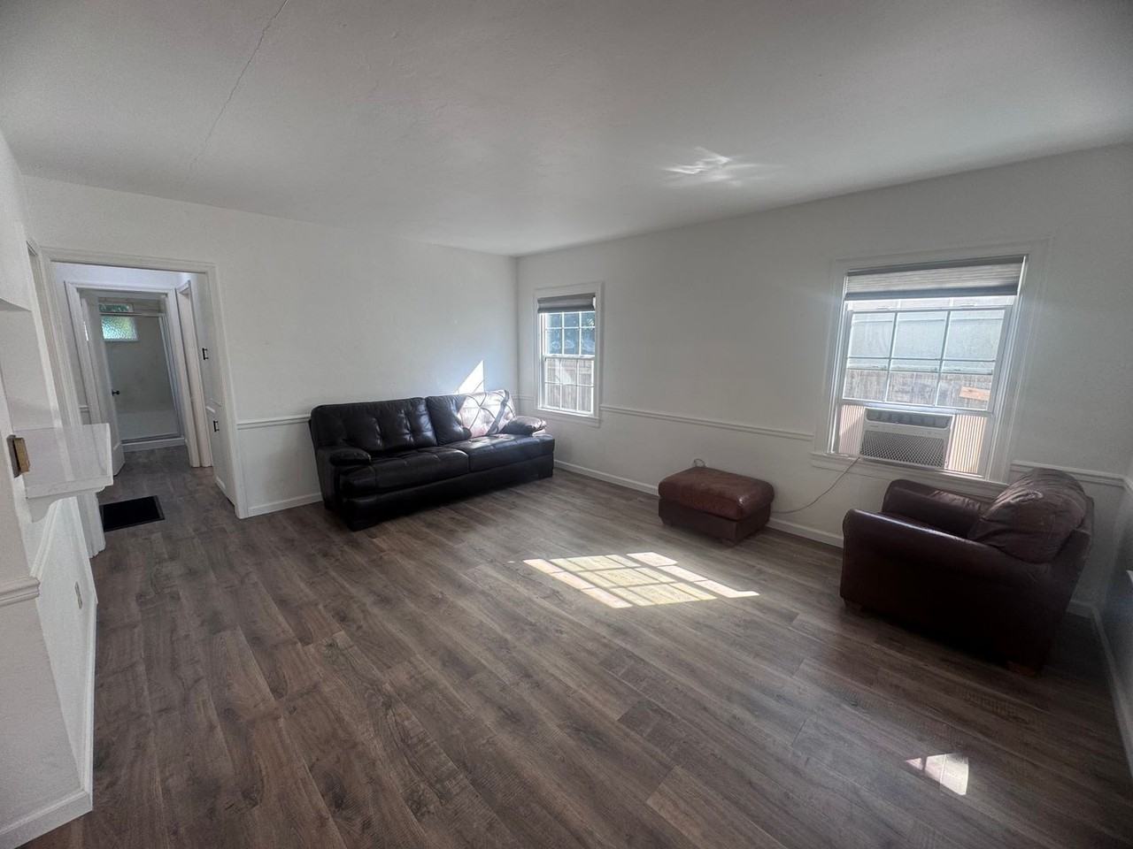 1559 Virginia Ave - Photo 3 of 20