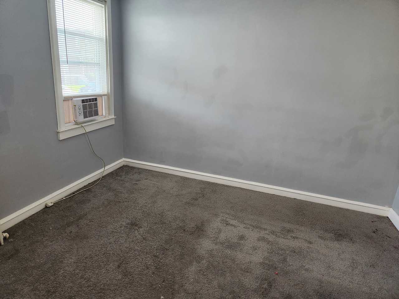 3542 Juneway - Photo 3 of 11