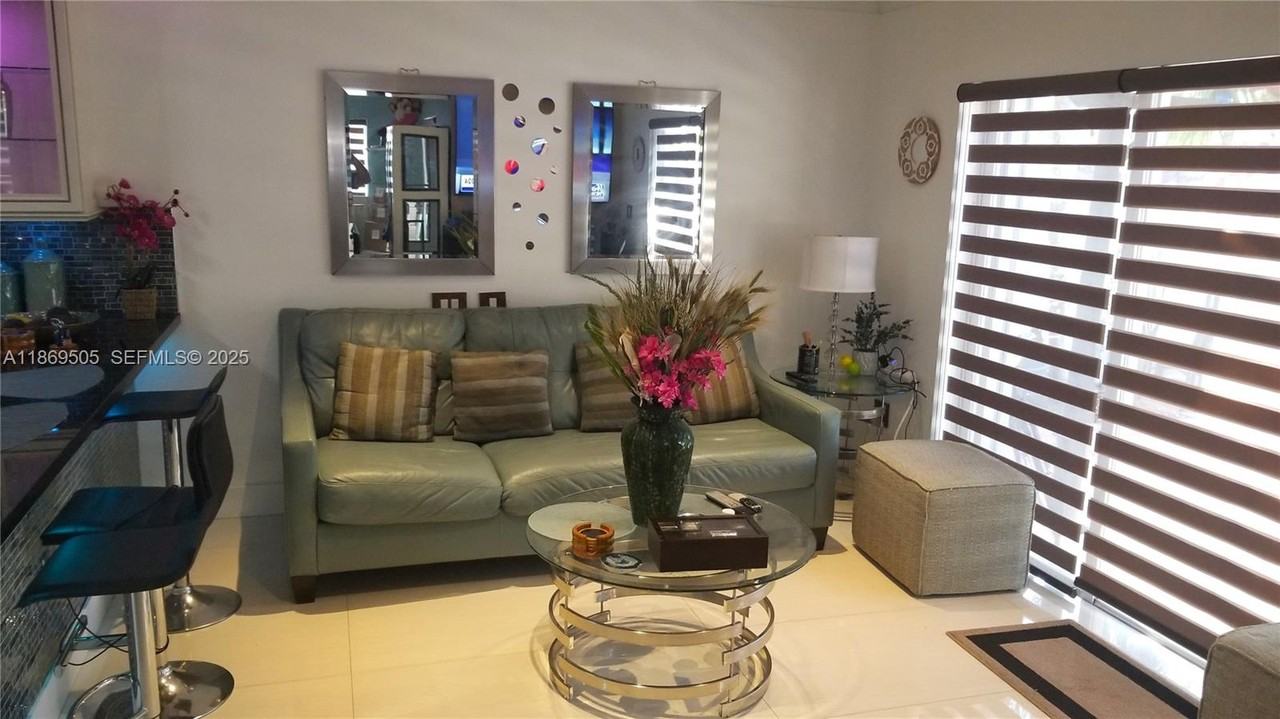 14033 Southwest 166th Street - Photo 4 of 35