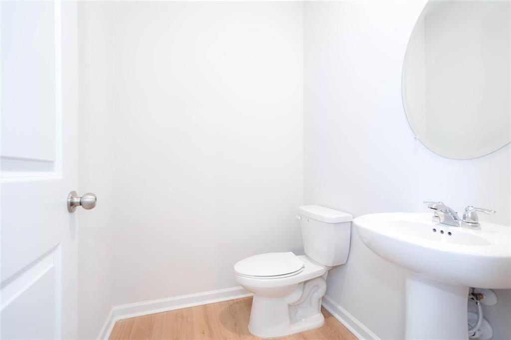 242 Lookout Dr - Photo 4 of 31