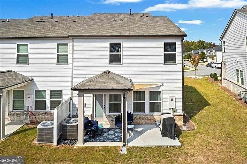 3615 Shore Wood Ave - Photo 2 of 14