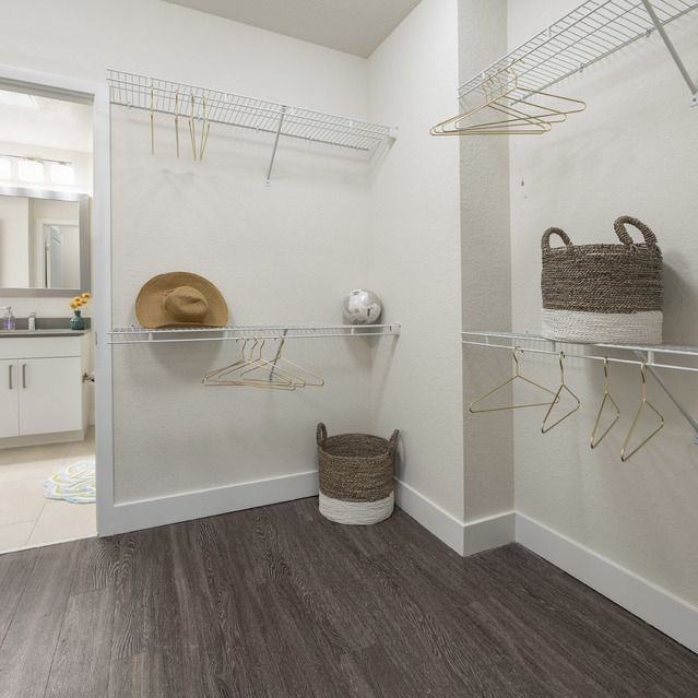 2701 Biscayne Blvd ##1 - Photo 5 of 25