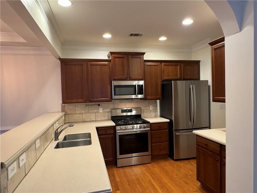 5055 Hastings Ter - Photo 7 of 50