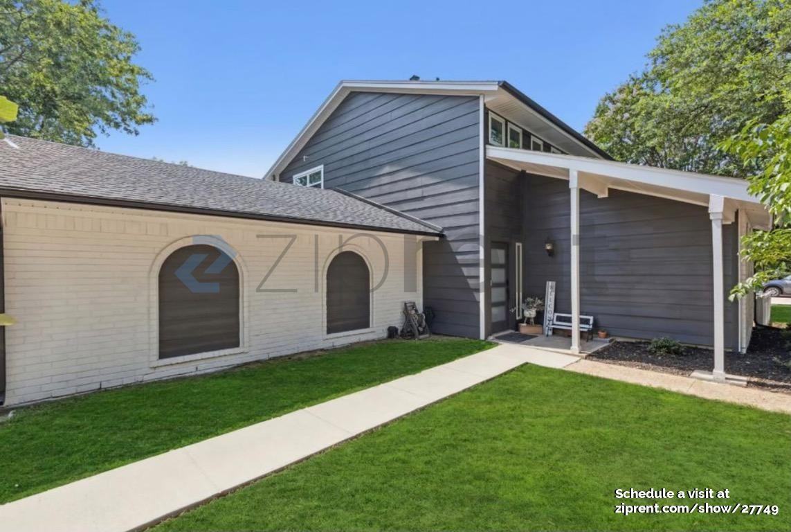 127 Hardwicke Ln - Photo 4 of 34