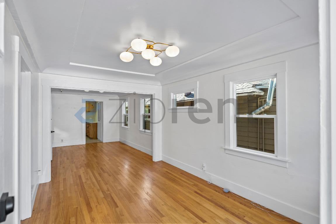 3226 Star Ave - Photo 6 of 24