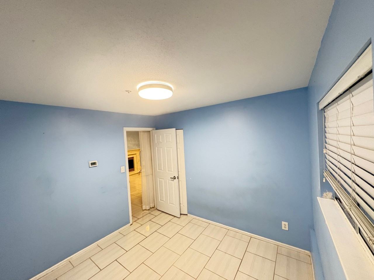 1276 East 57th Avenue - Photo 3 of 8