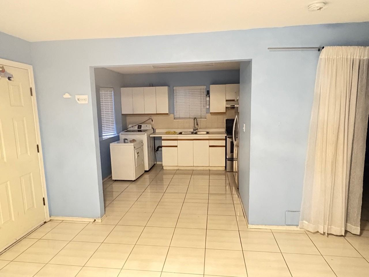 1276 East 57th Avenue - Photo 6 of 8