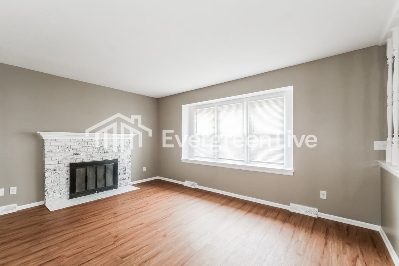 7808 E 117 St - Photo 2 of 15