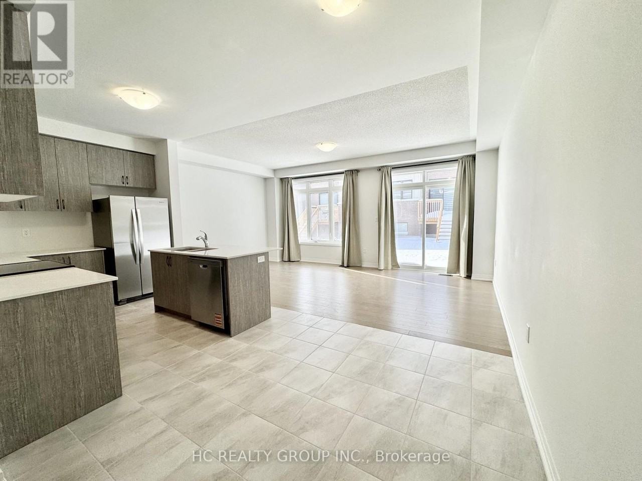 2978 Seagrass Street - Photo 2 of 20