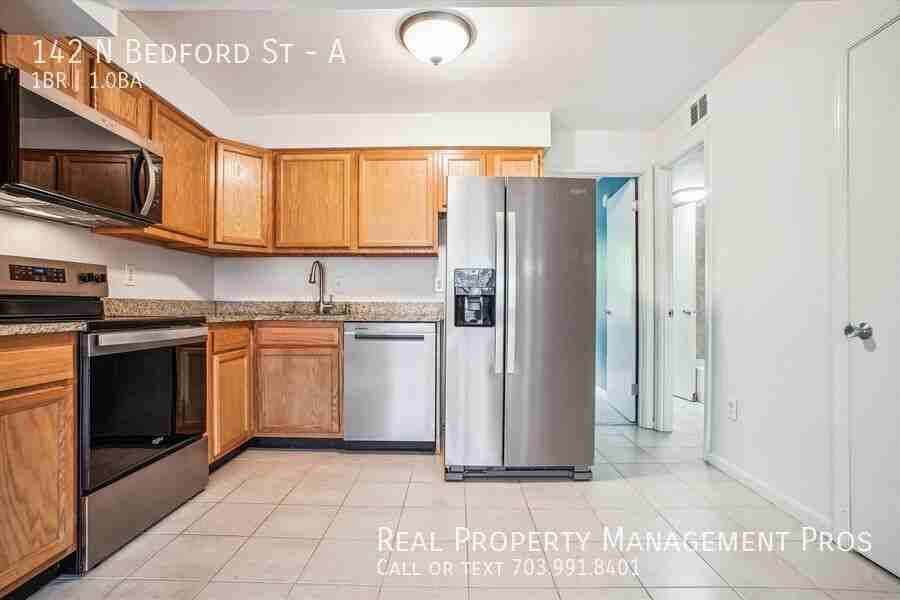 142 N Bedford St #A - Photo 7 of 20