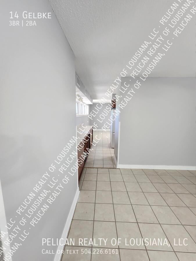 14 Gelbke Dr - Photo 7 of 19