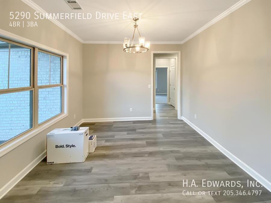 5290 Summerfield Dr E - Photo 3 of 23