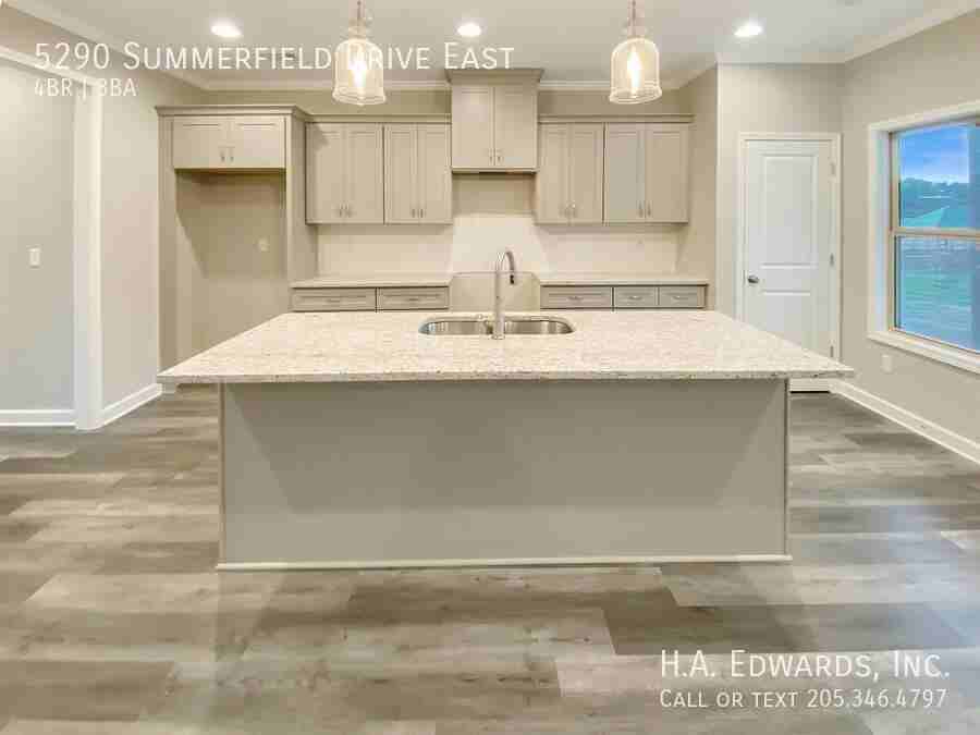 5290 Summerfield Dr E - Photo 7 of 23