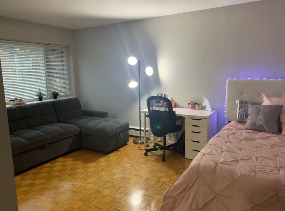 55 Sweetland Ave. - Photo 4 of 8