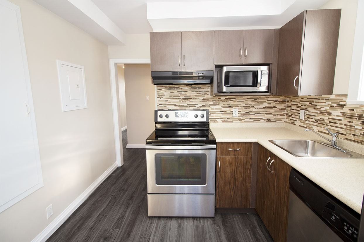 315 Marion Street - Photo 2 of 25