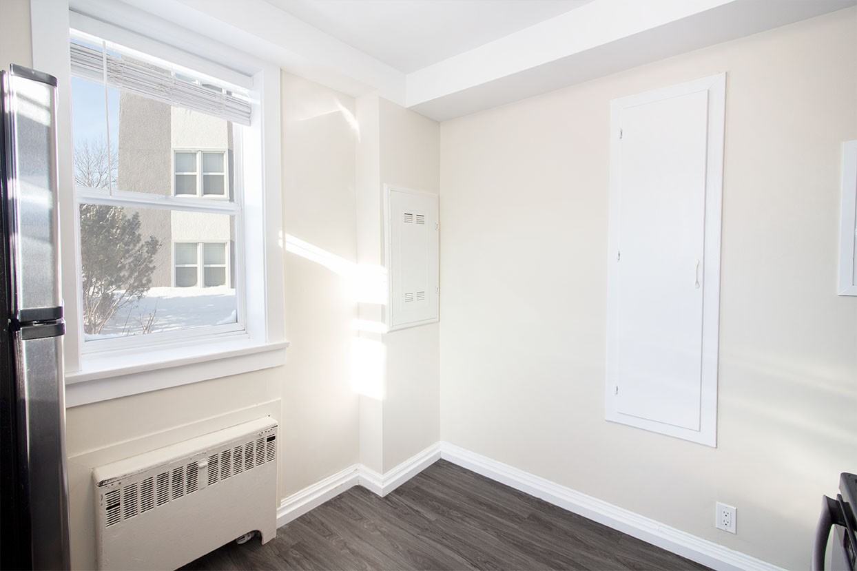 315 Marion Street - Photo 6 of 25