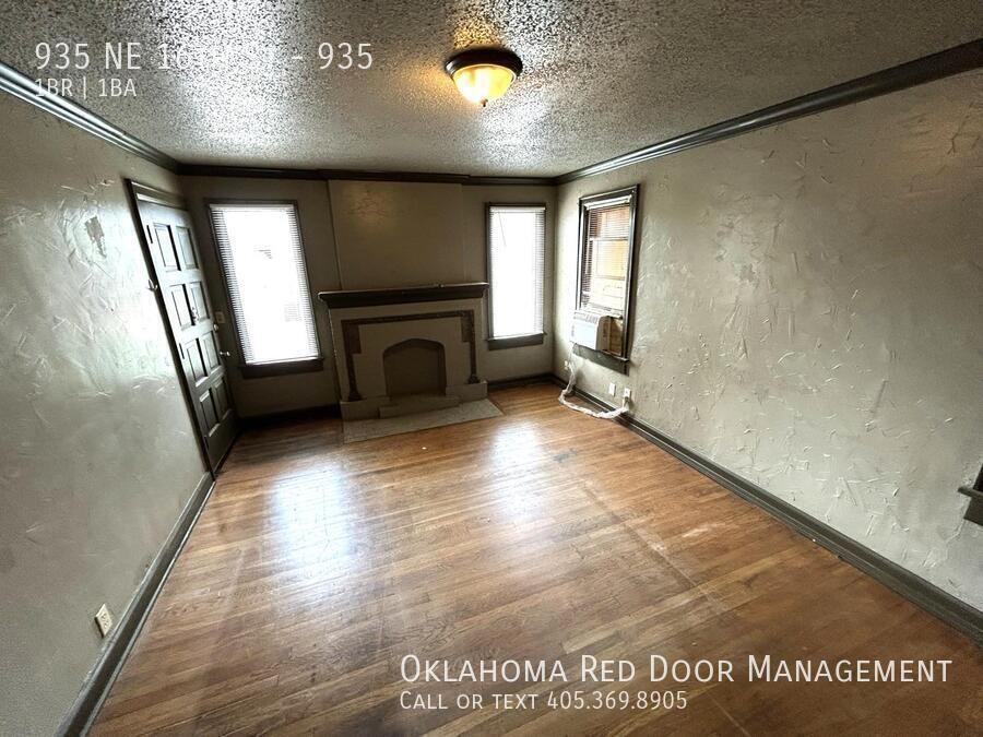 935 Ne 16th St #935 - Photo 2 of 13