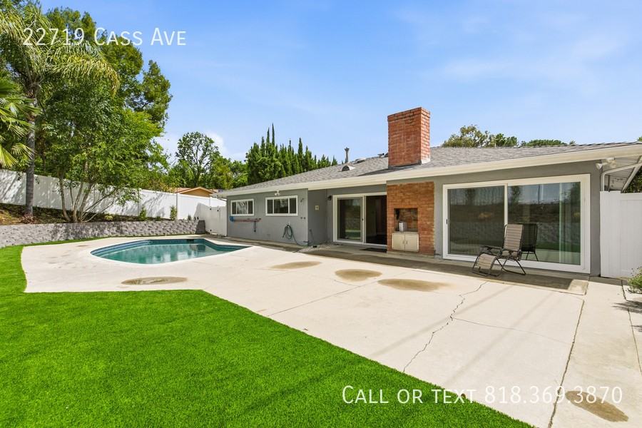 22719 Cass Ave - Photo 2 of 34