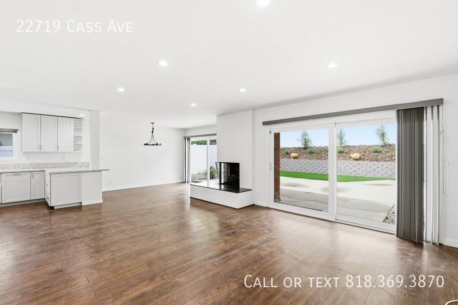 22719 Cass Ave - Photo 6 of 34