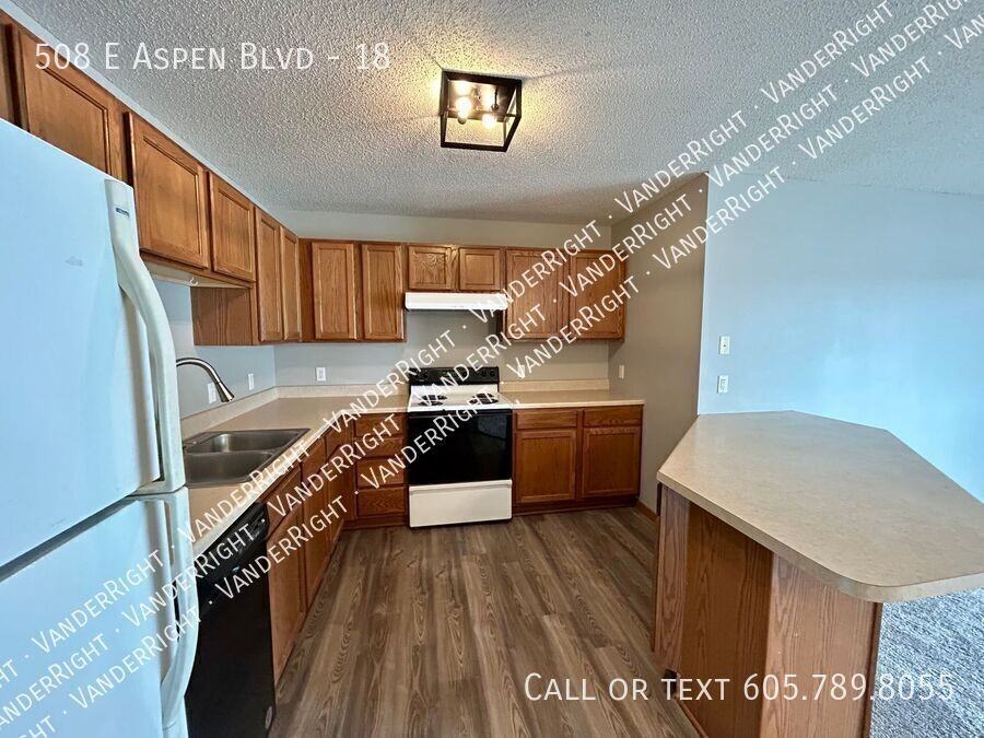 508 E Aspen Blvd #18 - Photo 3 of 12