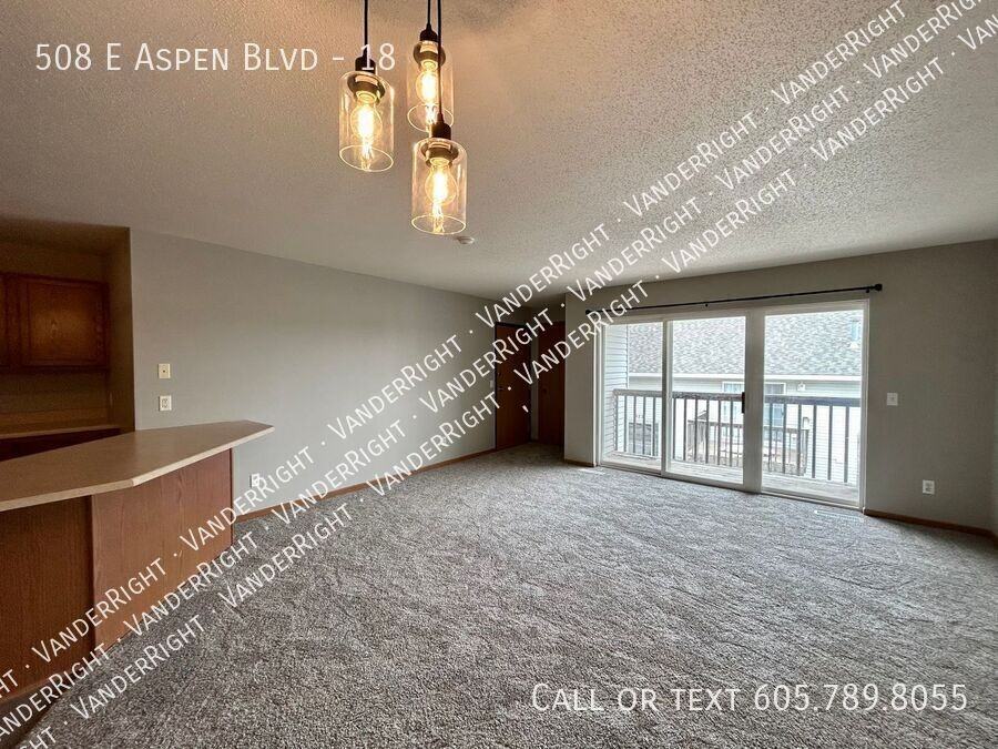 508 E Aspen Blvd #18 - Photo 4 of 12