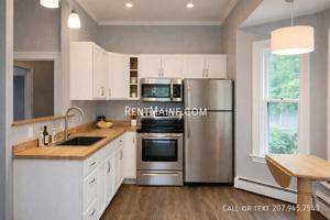 featured image of 15 Lloyd Ln #1