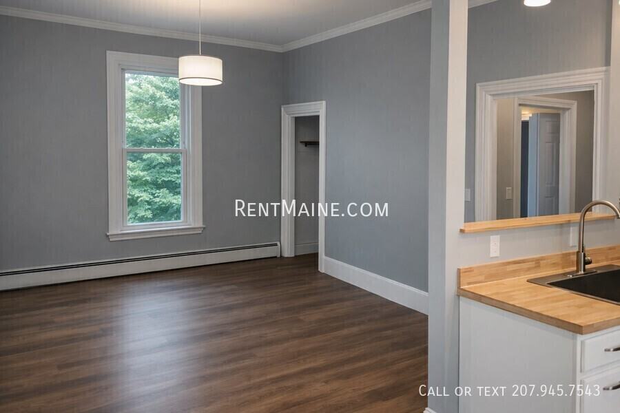 15 Lloyd Ln #1 - Photo 5 of 24