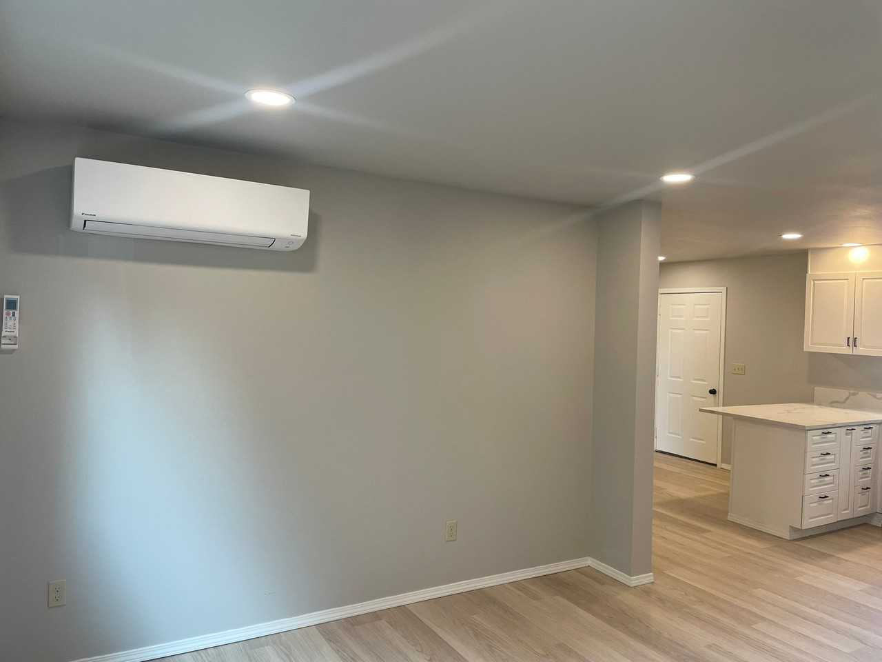 1769 Ne 19th St - Photo 4 of 7