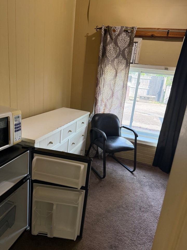 3455 County Line Rd - Photo 2 of 4