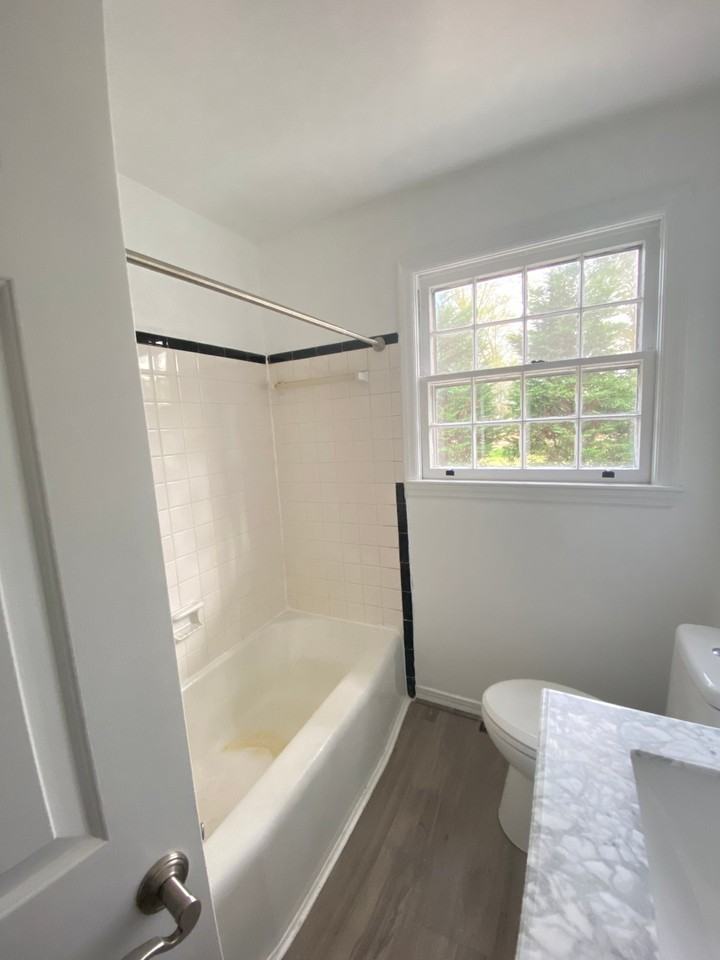 1512 S 4th St #A - Photo 7 of 10