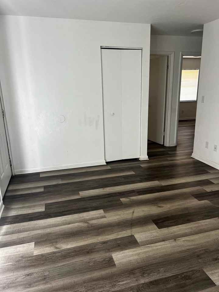 3950 Se 19th Ave #D - Photo 7 of 14