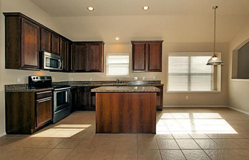 508 Highmoor Ct - Photo 4 of 19