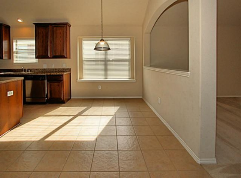 508 Highmoor Ct - Photo 6 of 19