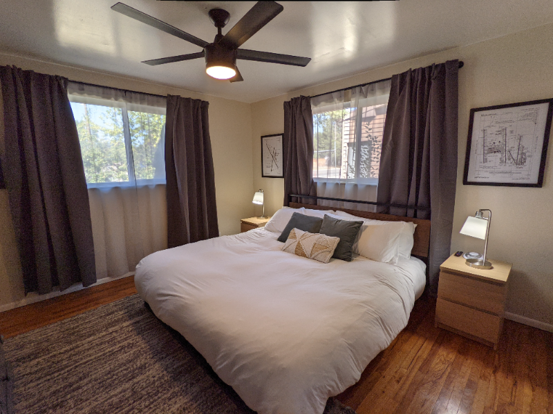 1512 E St #A - Photo 5 of 12