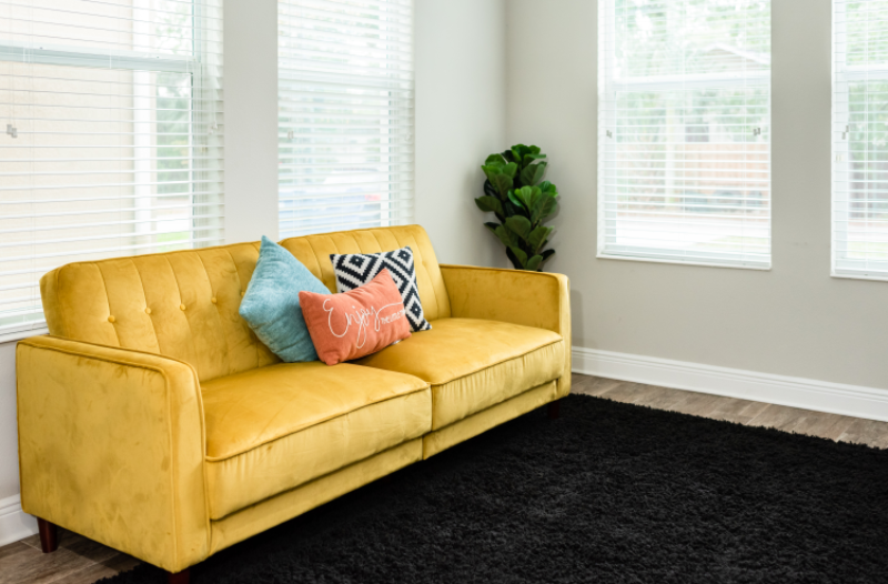 2126 W Spruce St - Photo 5 of 23