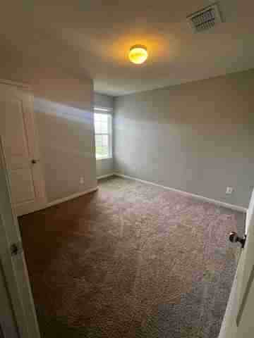 6119 Southern Vis - Photo 5 of 8