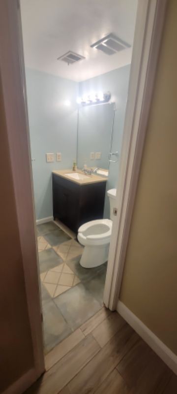 5201 Bradwood St - Photo 3 of 10