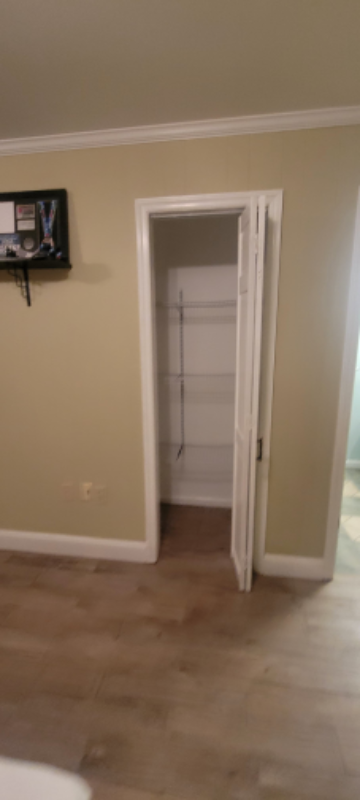 5201 Bradwood St - Photo 6 of 10